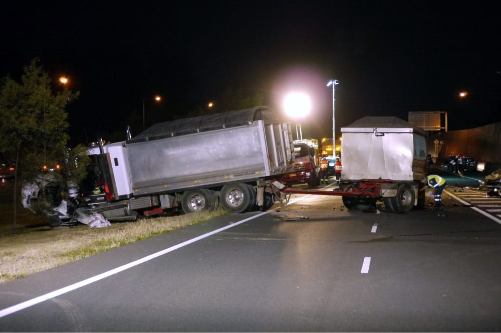 tractor trailer accident at night